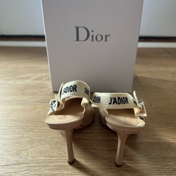 J'ADIOR SLINGBACK PUMP in Nude Patent Calfskin 10cm Heel - Picture 8 of 14